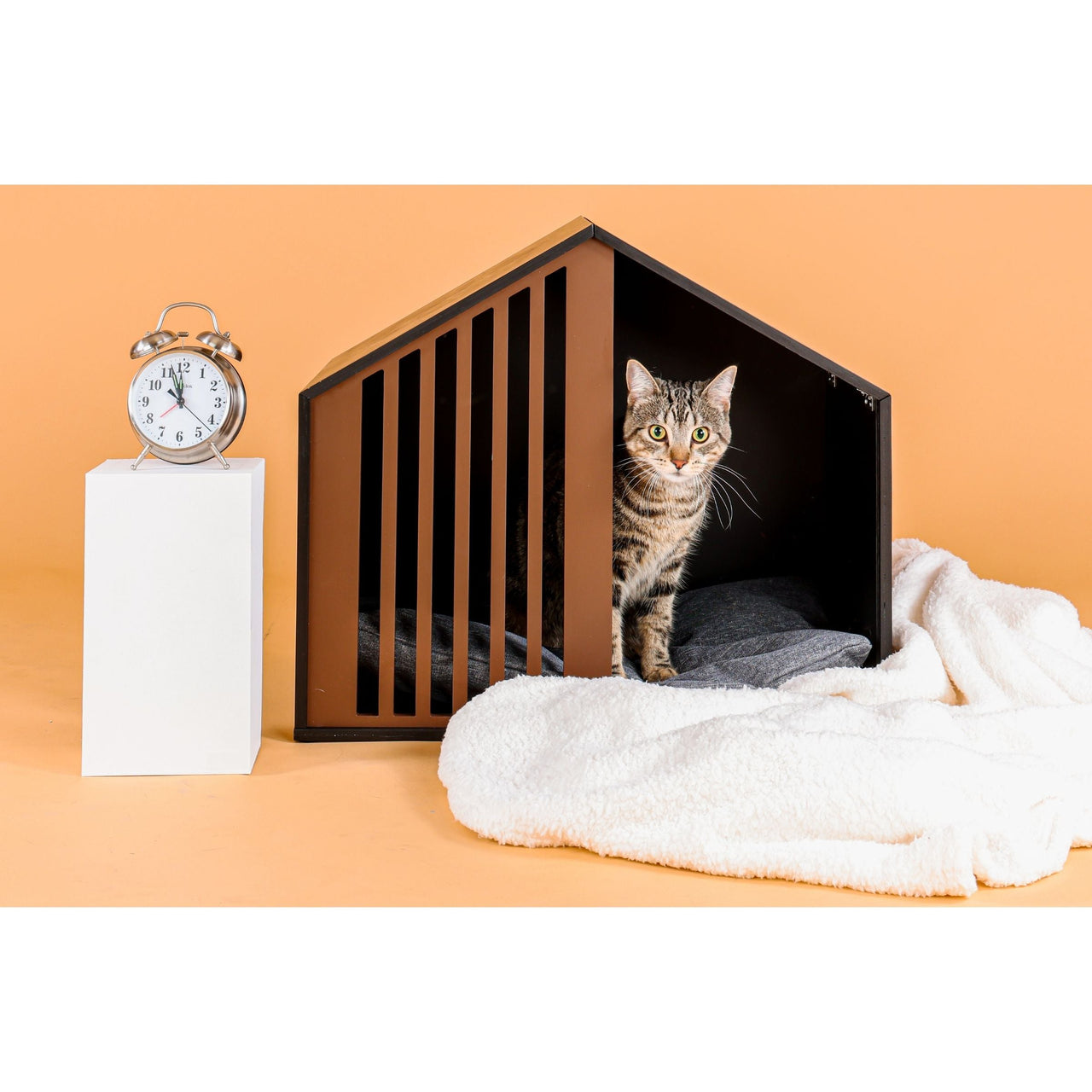 Instachew - ENKEL PET HOUSE (Black & White), Modern Design, DOG BED, SHED - 2 COLORS -