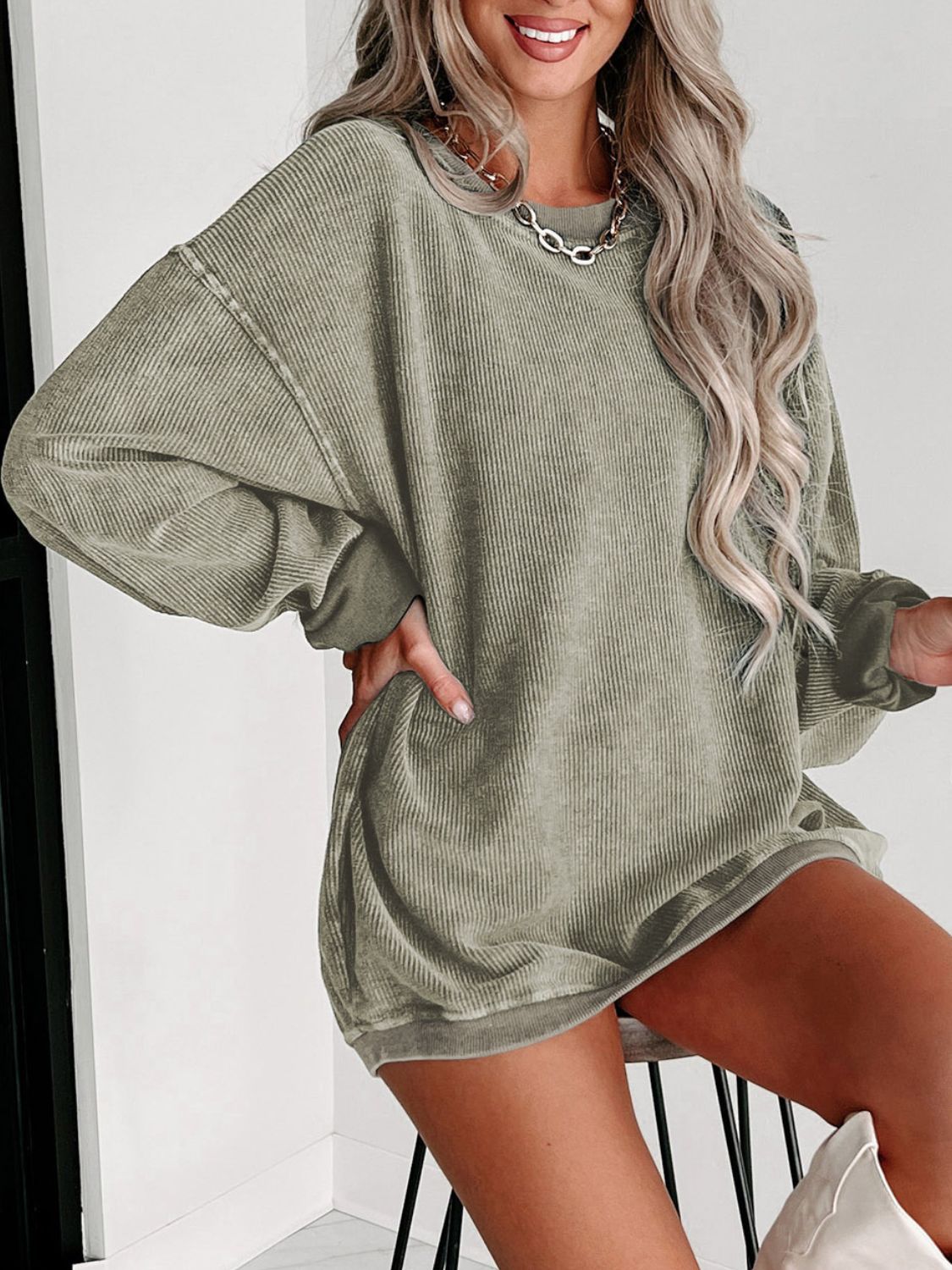 Round Neck Dropped Shoulder Sweatshirt - T - 1 COLOR -