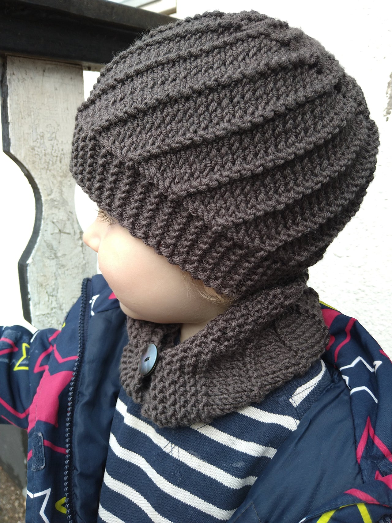 Baby Bubble - Mocca Knitted Set: Hat and Button Scarf - 1 COLOR -