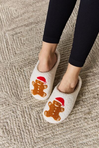 Melody Christmas Gingerbread man Cozy Slippers - T - 1 COLOR -