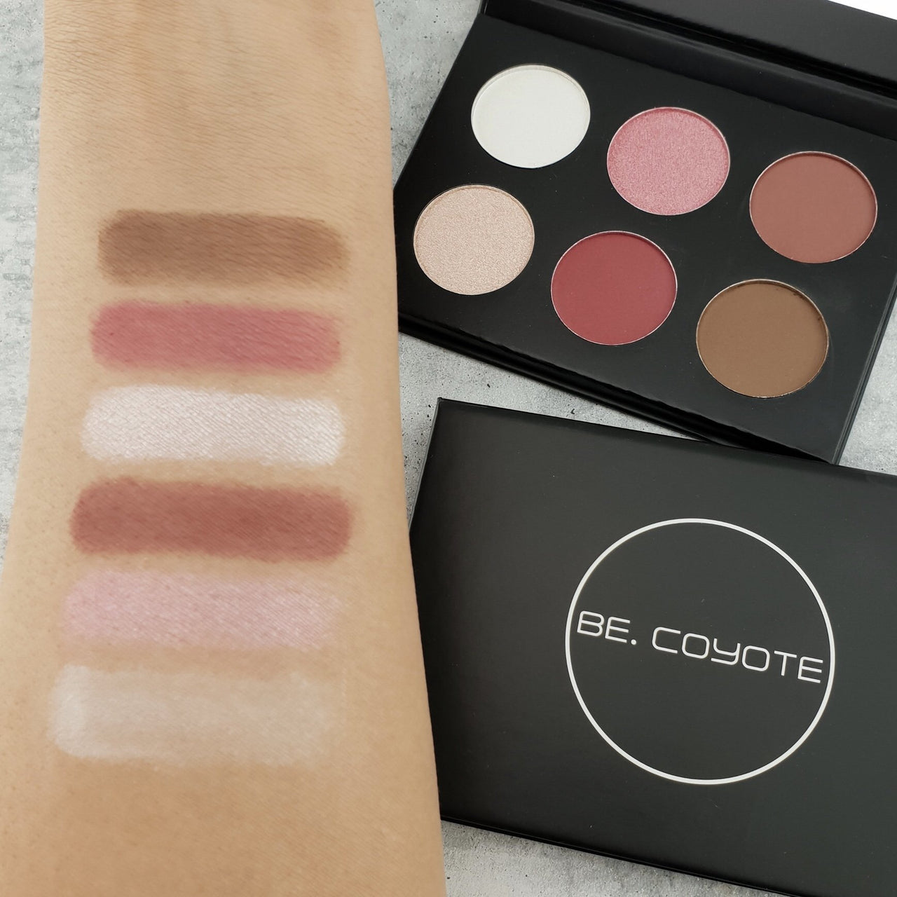 Silent Empire - Eyeshadow Palette "Oh So Lovesome" -