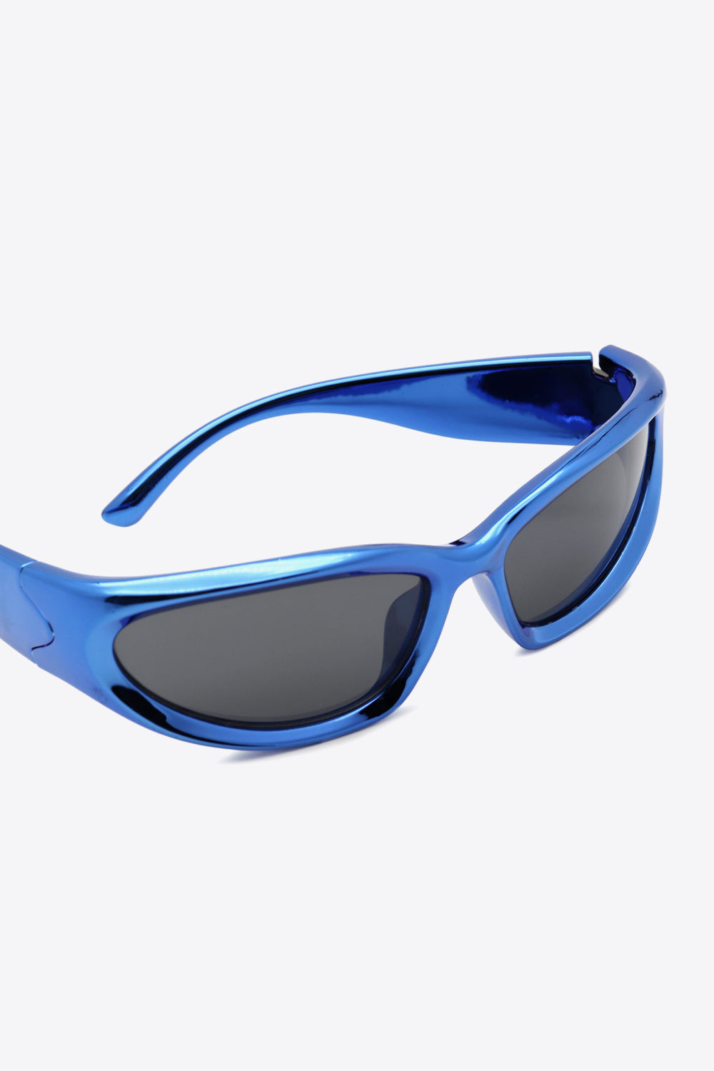 Unique Charm Polycarbonate Sunglasses UV400 - T - 4 COLORS -