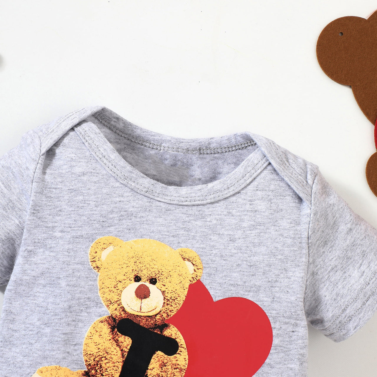 Baby Bear Graphic Short Sleeve Bodysuit - T - 5 SIZES - 2 COLORS -