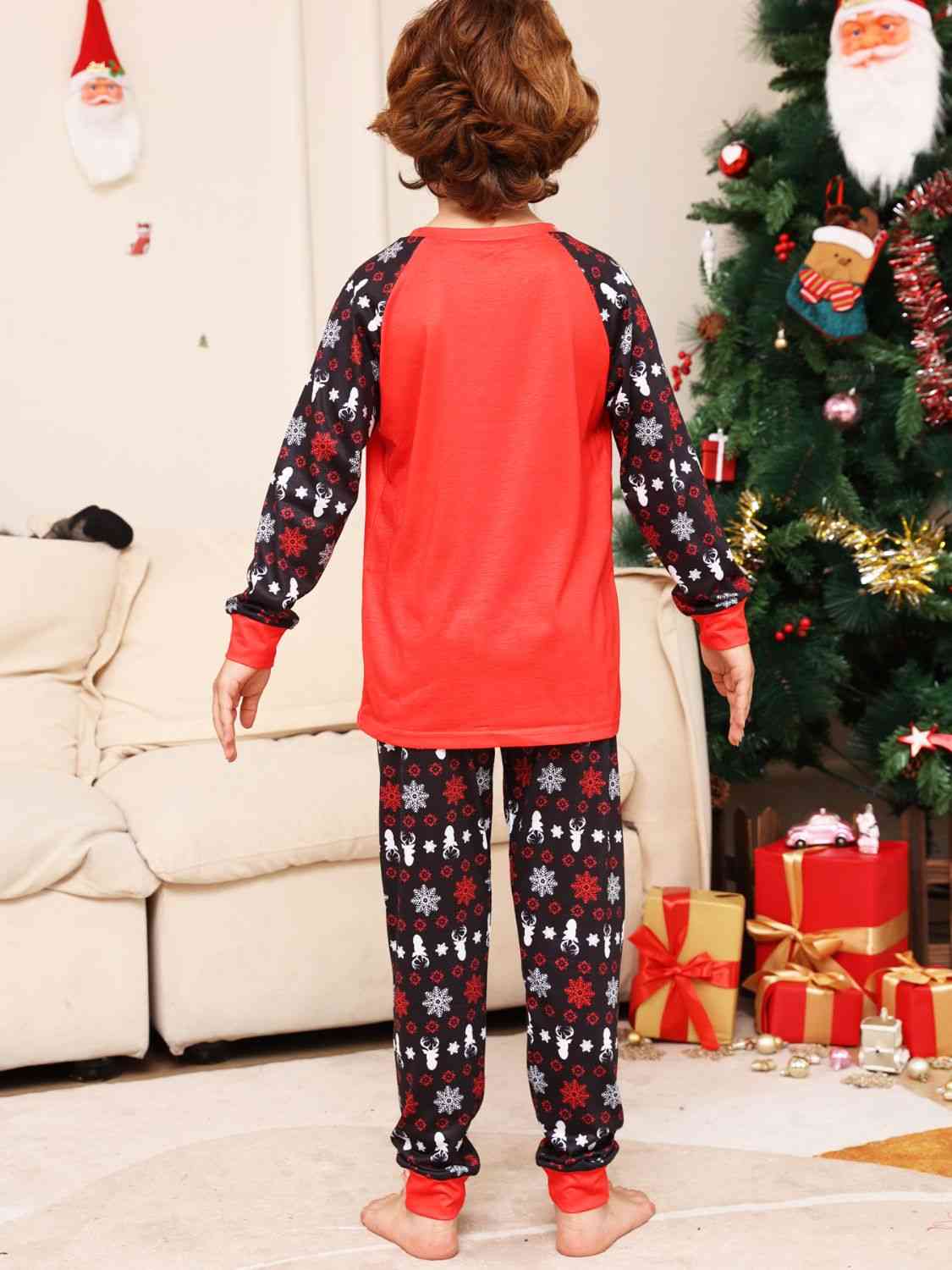 KIDS Reindeer Graphic Top and Pants Set - T -