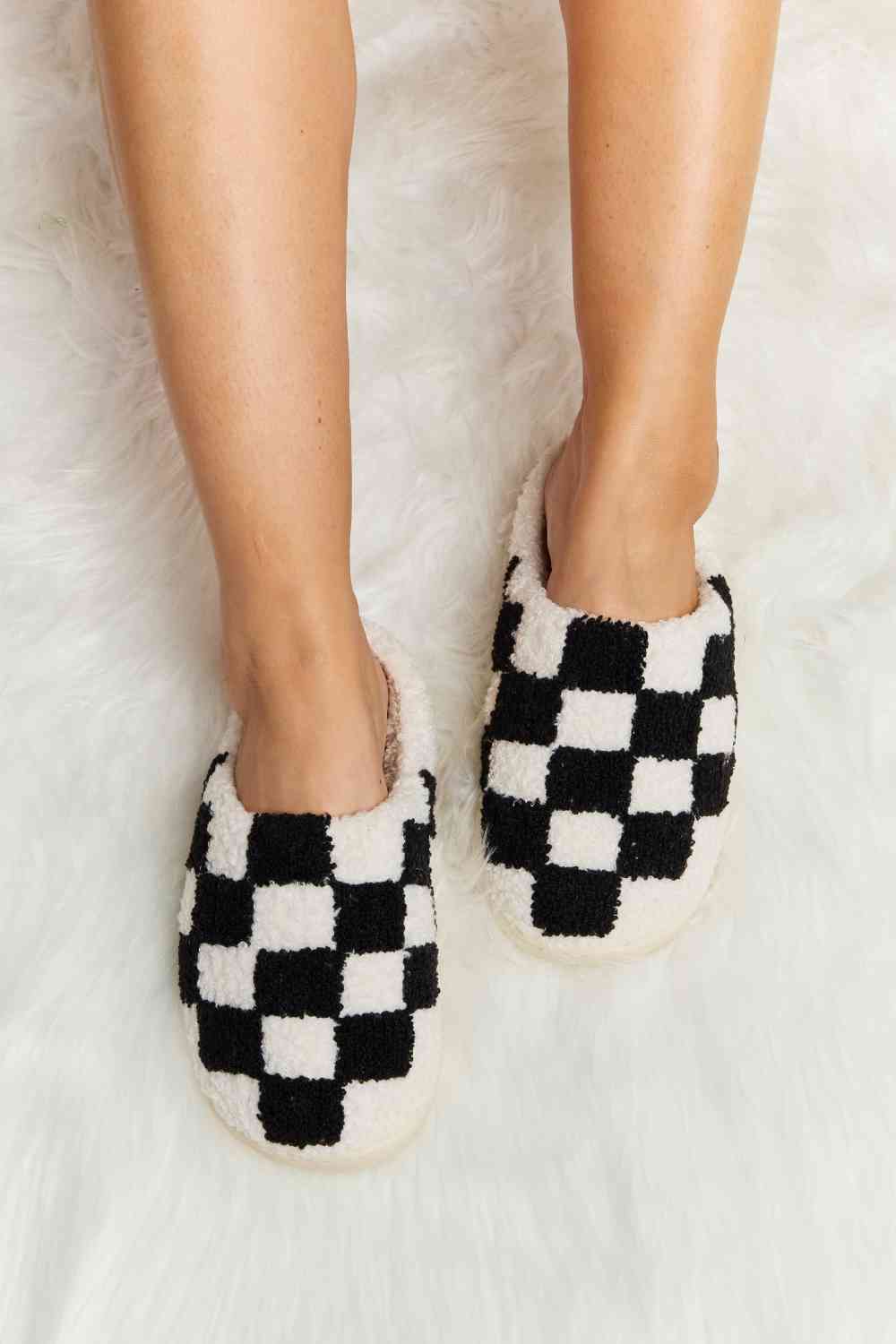 Melody Checkered Print Plush Slide Slippers - LIMITED SIZES LEFT - T - 4 COLORS -