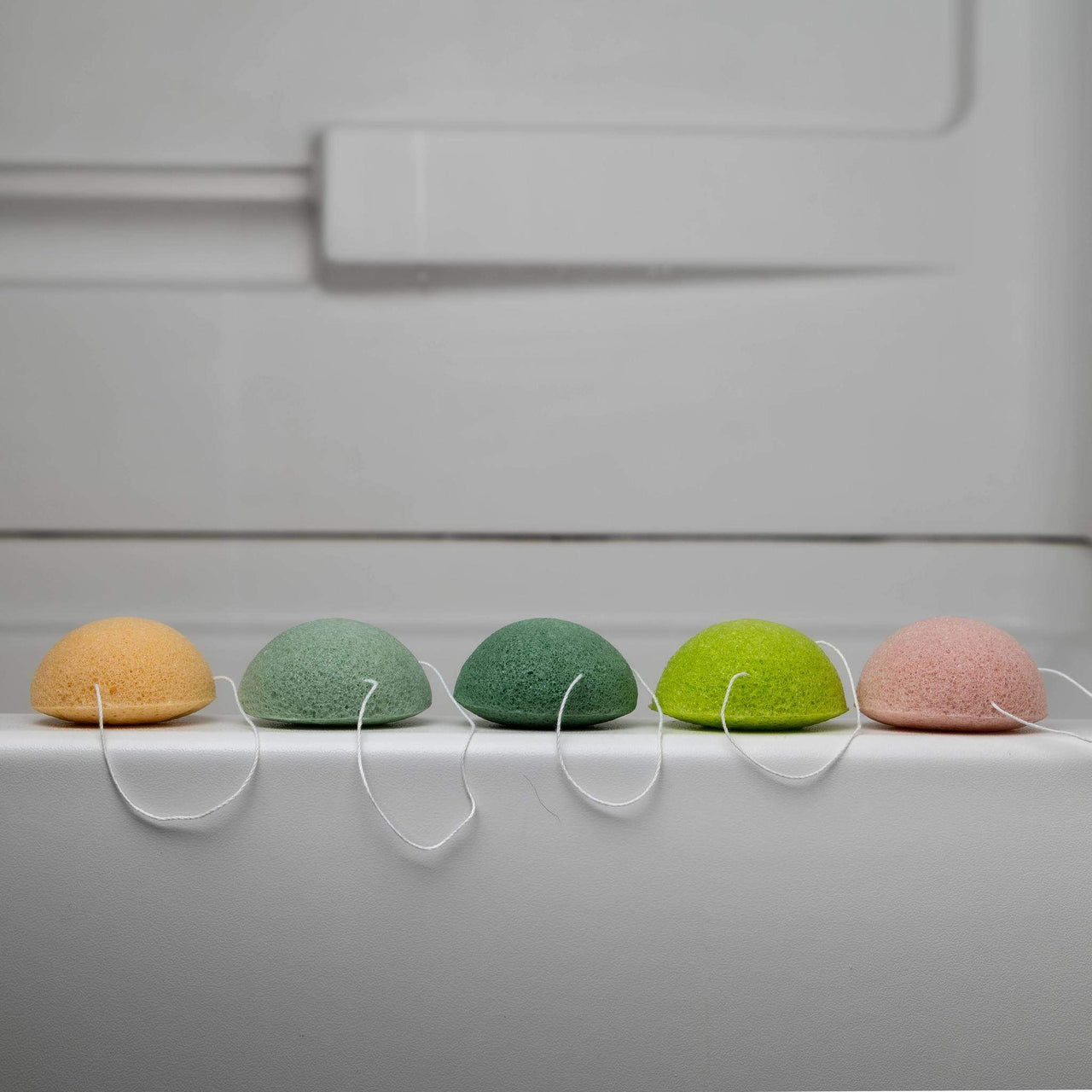 J & L Naturals - Konjac Sponge - 6 TYPES / COLORS -