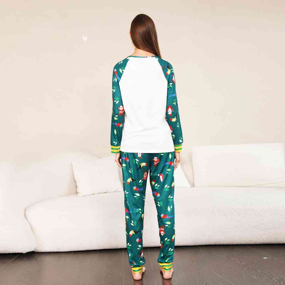 WOMEN MERRY CHRISTMAS Graphic Top and Printed Pants Set - T -