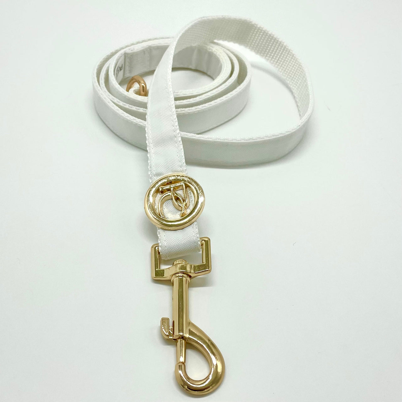 Puccissime - White Rain Matching Leash -