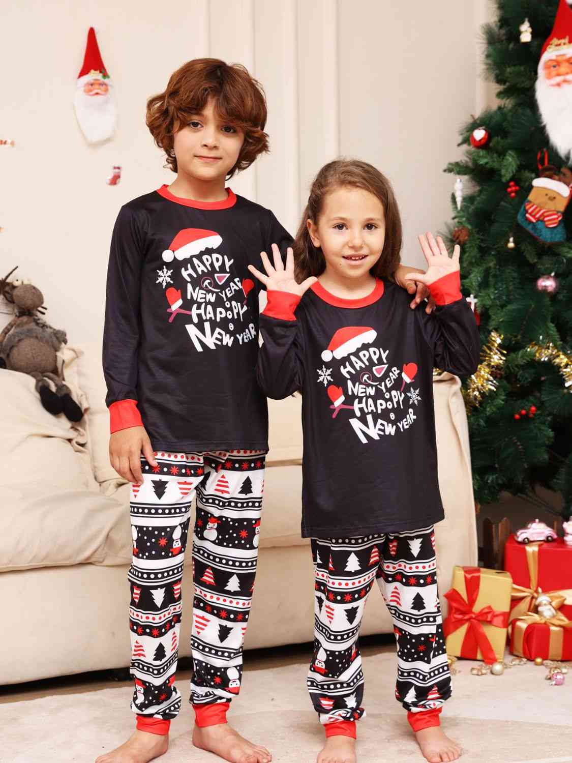 KIDS Graphic Top and Pants Set - T -