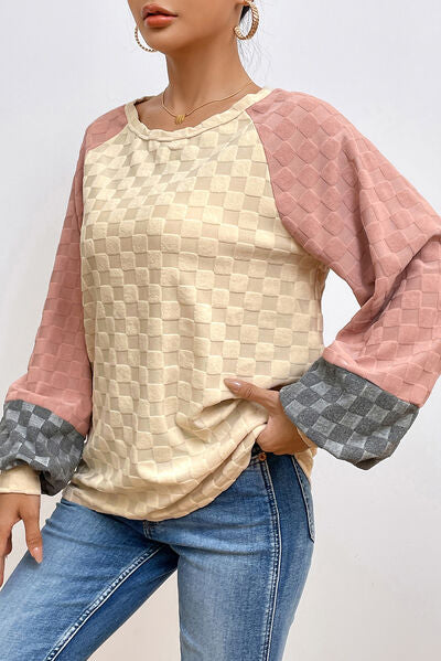 Checkered Contrast Round Neck Long Sleeve T-Shirt - T - 1 COLOR -