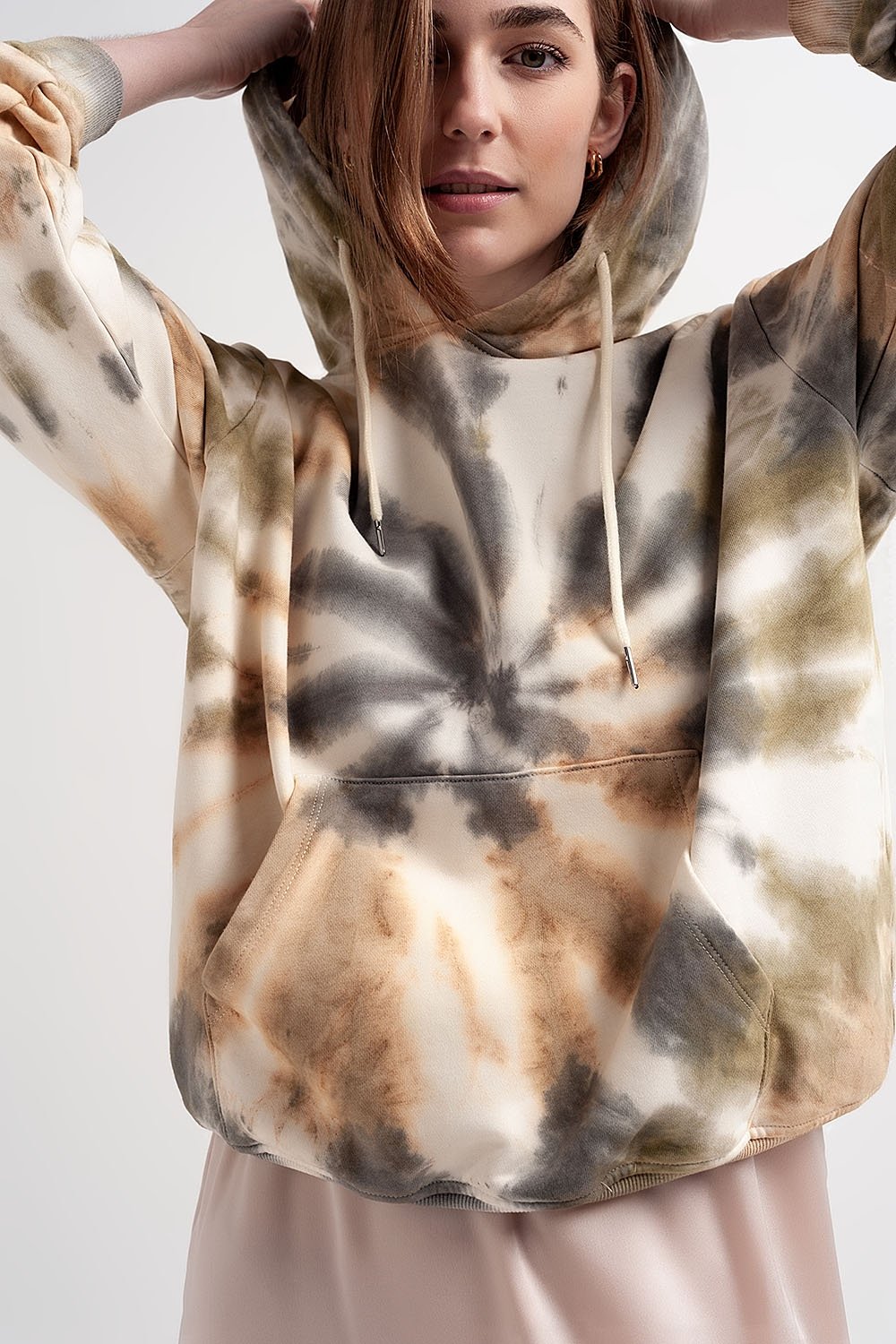 Q2 - Co-Ord Sweatshirt in Bleach Tie Dye - 2 SIZES - 1 COLOR -