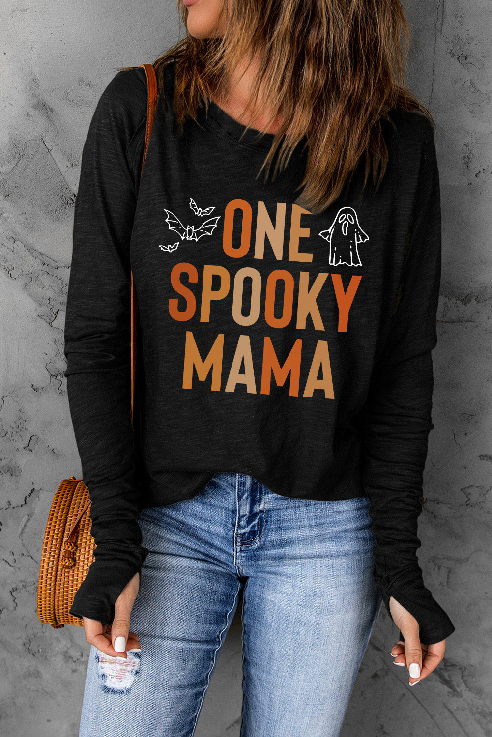 Round Neck Long Sleeve - ONE SPOOKY MAMA - Graphic T-Shirt - T - 1 COLOR -