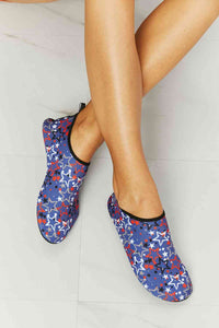 Thumbnail for MMshoes - On The Shore Water Shoes in Navy - T - 1 COLOR -