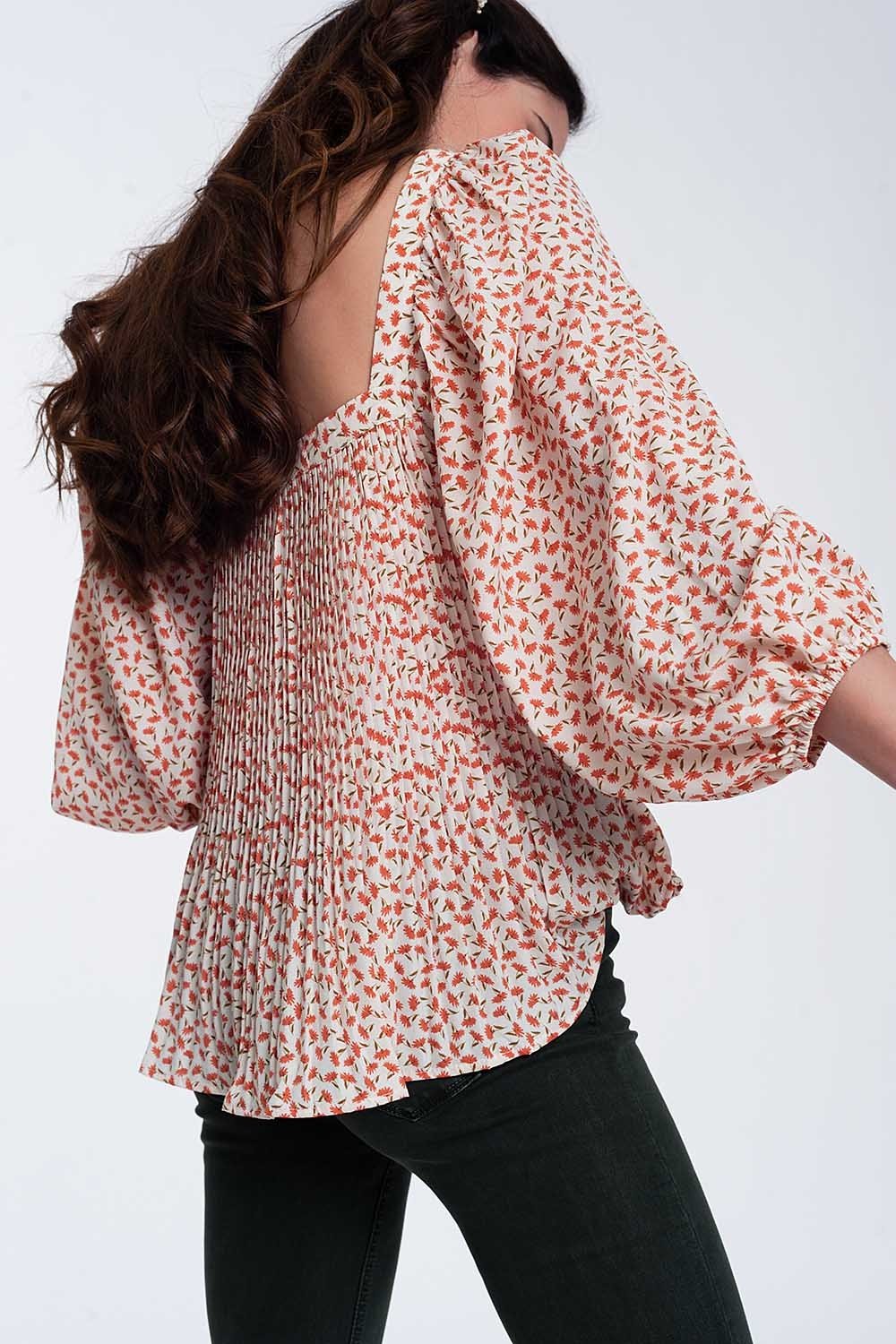 Q2 - Puff Sleeve Top With Square Neck in Coral Floral Print - 1 COLOR -