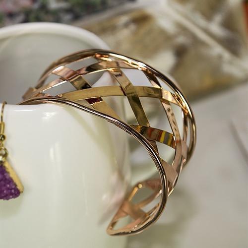 ClaudiaG - Cuffed  Bracelet Gold -