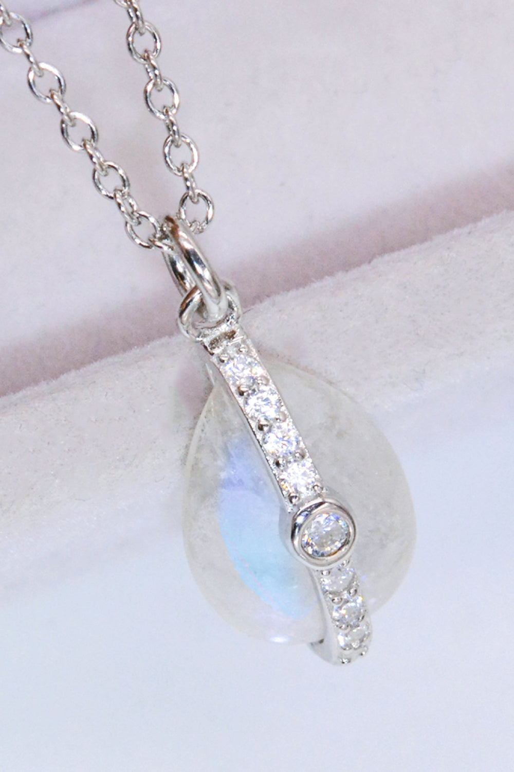 Natural Moonstone and Zircon Pendant Necklace - T - 1 FINISH -