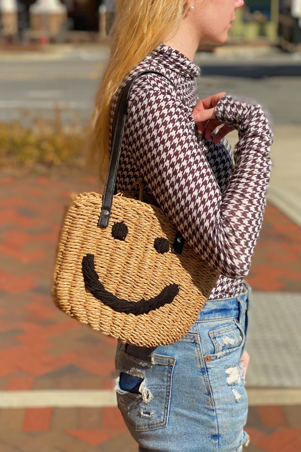 Ellison & Young - All Happy Vibes Bucket Bag - 1 BIG SMILE -