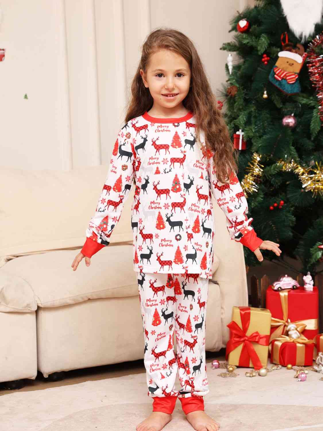 TODDLER Reindeer Print Top and Pants Set - T -