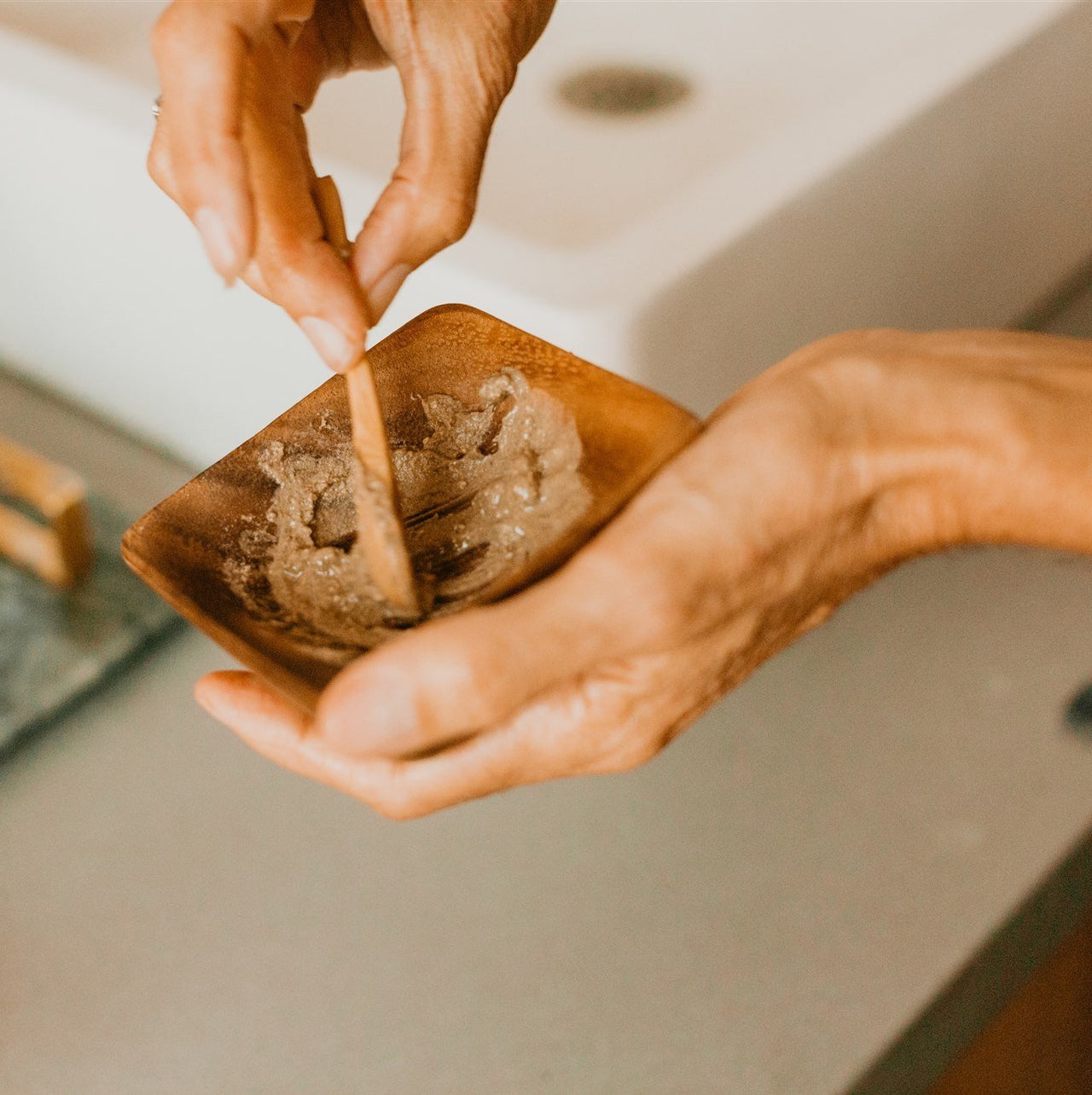 Facial Bowl & Spoon -