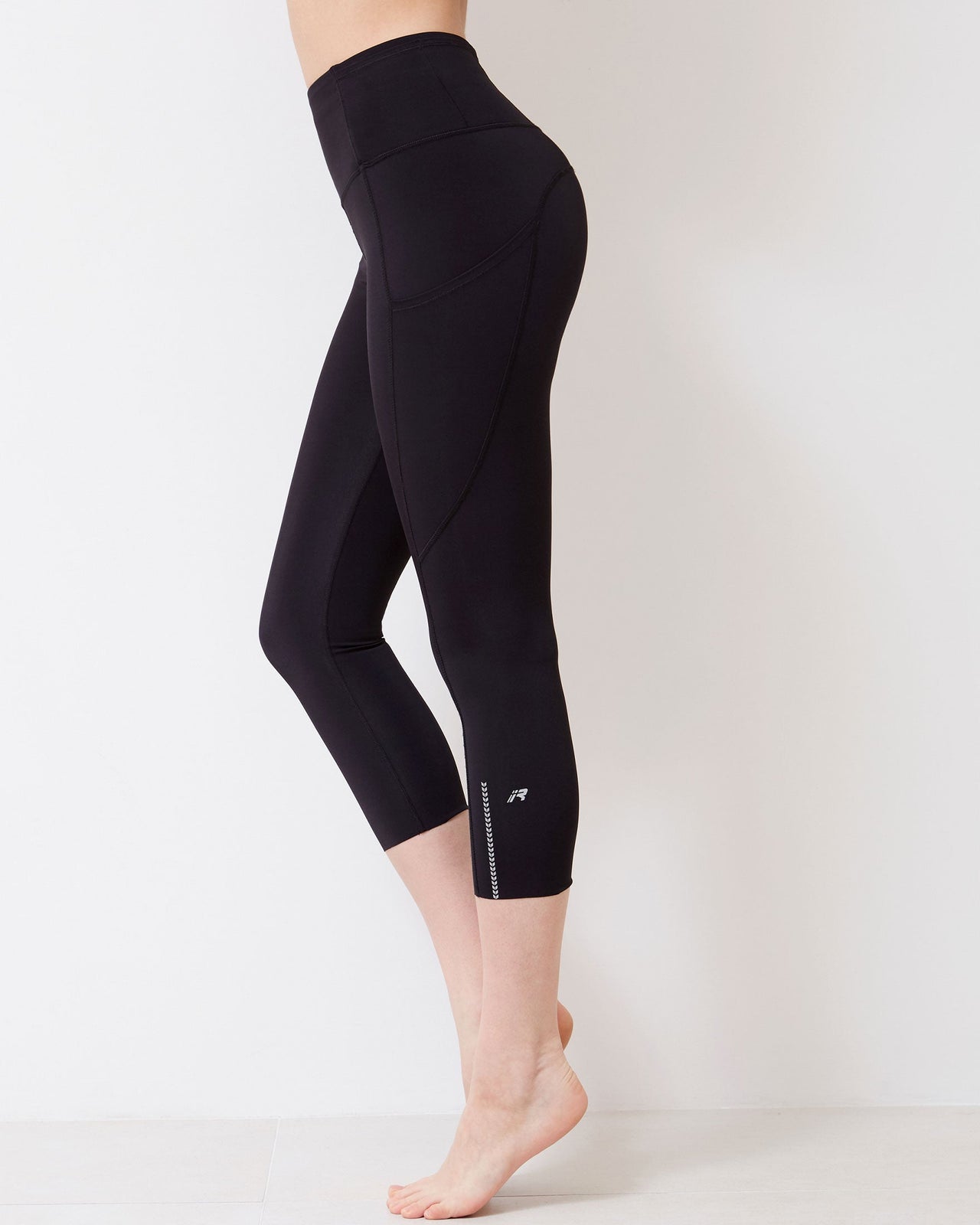 Rebody - Energy Reflective Silkiflex™ w/pocket Legging 21.5" - 3 COLORS -