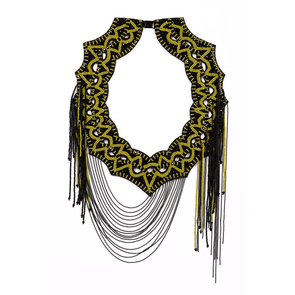 BEGADA - Olivine ALABASTER WEB NECKPIECE -