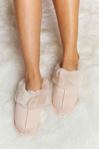 Thumbnail for Melody Fluffy Indoor Slippers - T - 5 COLORS -