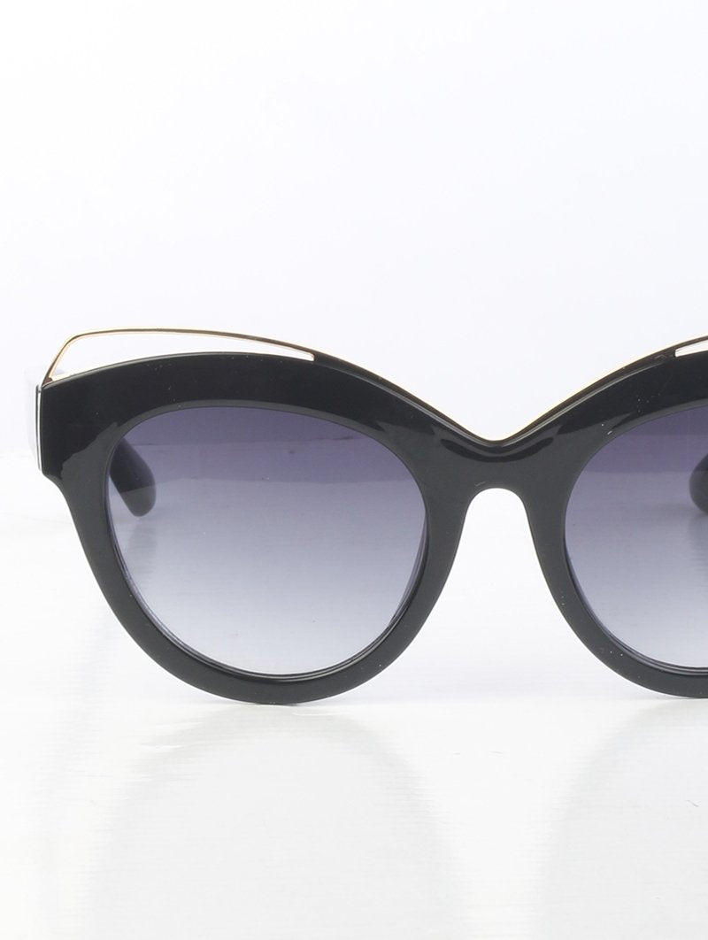 Black Retro Cateye Sunglasses - 1 COLOR