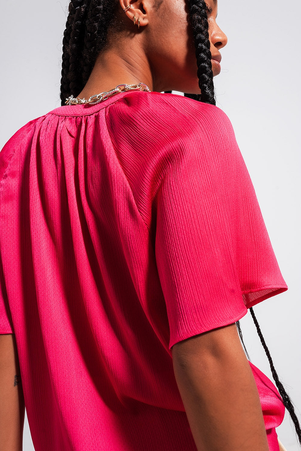 Q2 - V Neck Short Sleeve Top in Fuchsia - 2 SIZES - 1 COLOR -