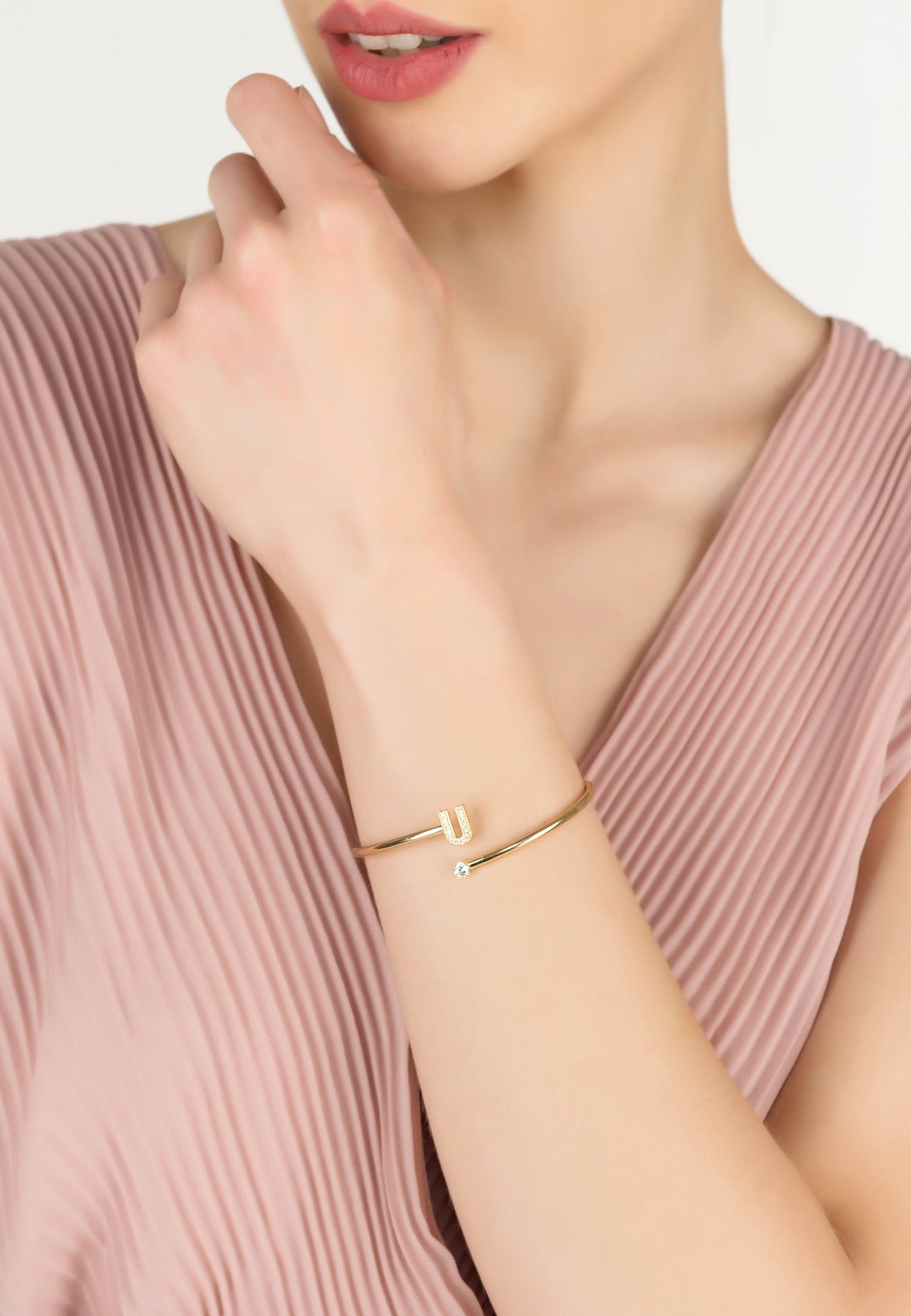 Initial Bangle Gold U -