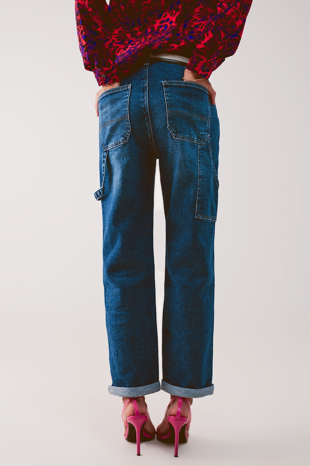 Q2 - Cotton Boyfriend Jeans With Stretch in Medium Blue - 1 COLOR -