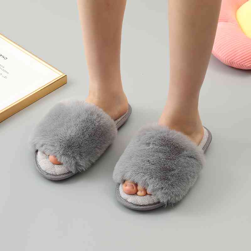 Faux Fur Open Toe Slippers - T - 5 COLORS -