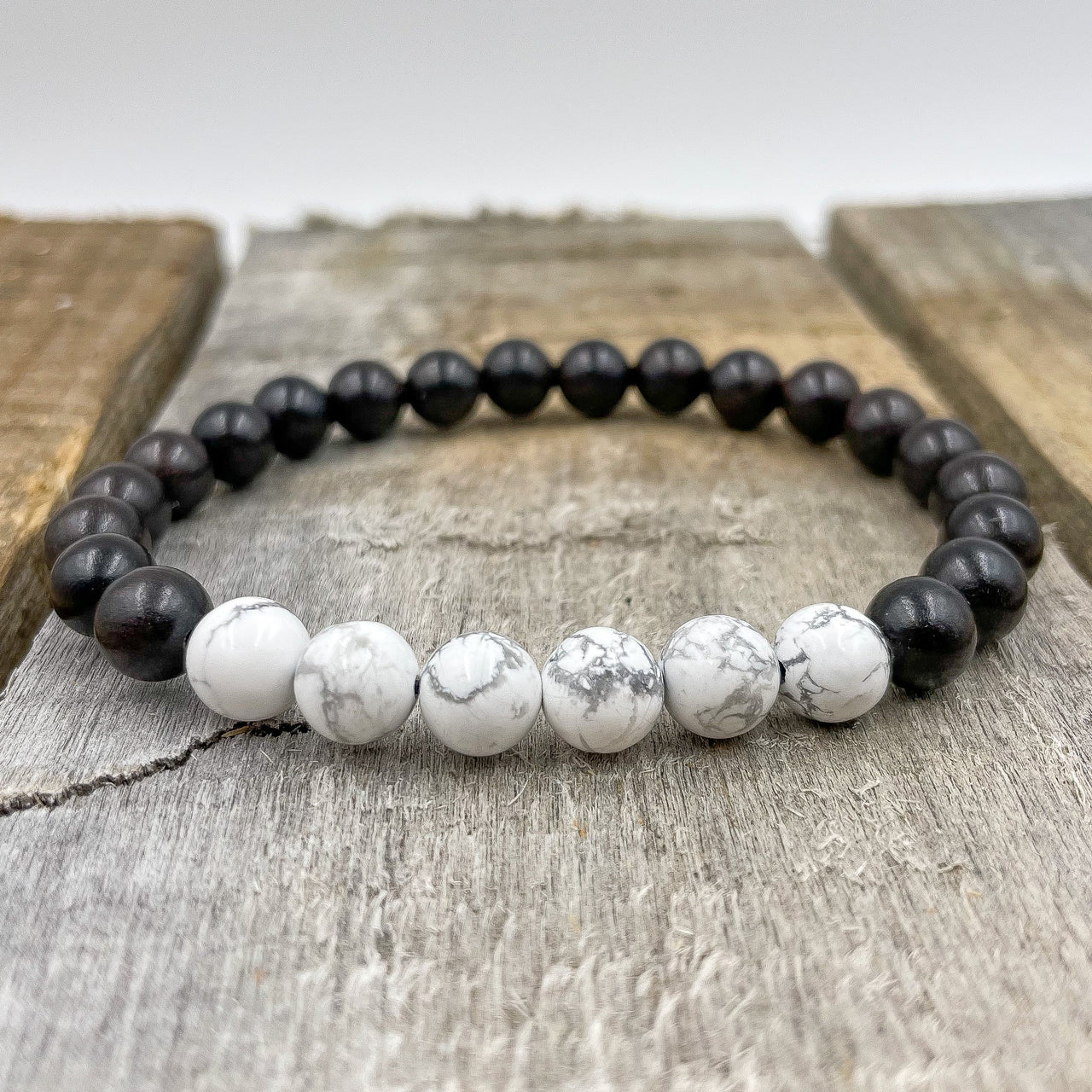 Grove - White Howlite & Blackwood -