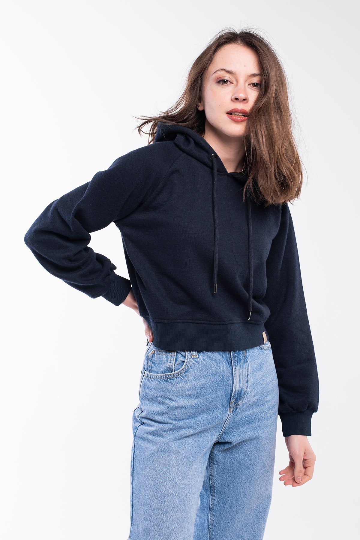 Bee & Amp - Short Hoodie - 4 COLORS -