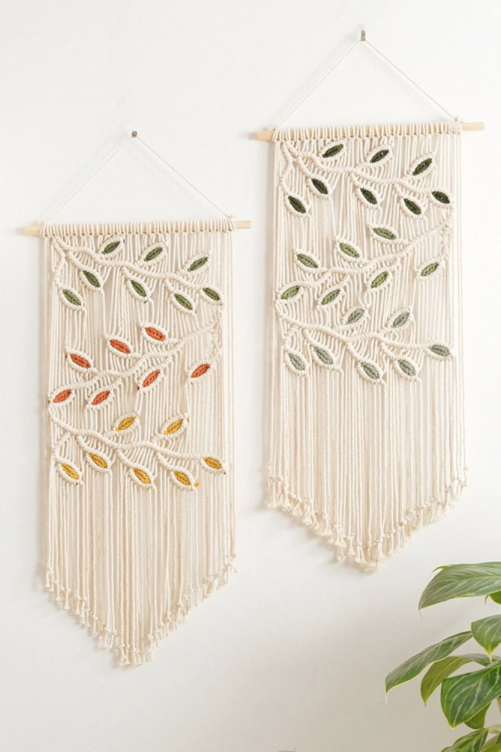 Contrast Leaf Fringe Macrame Wall Hanging - 31.5" X 15.7" - T - 2 COLORS -