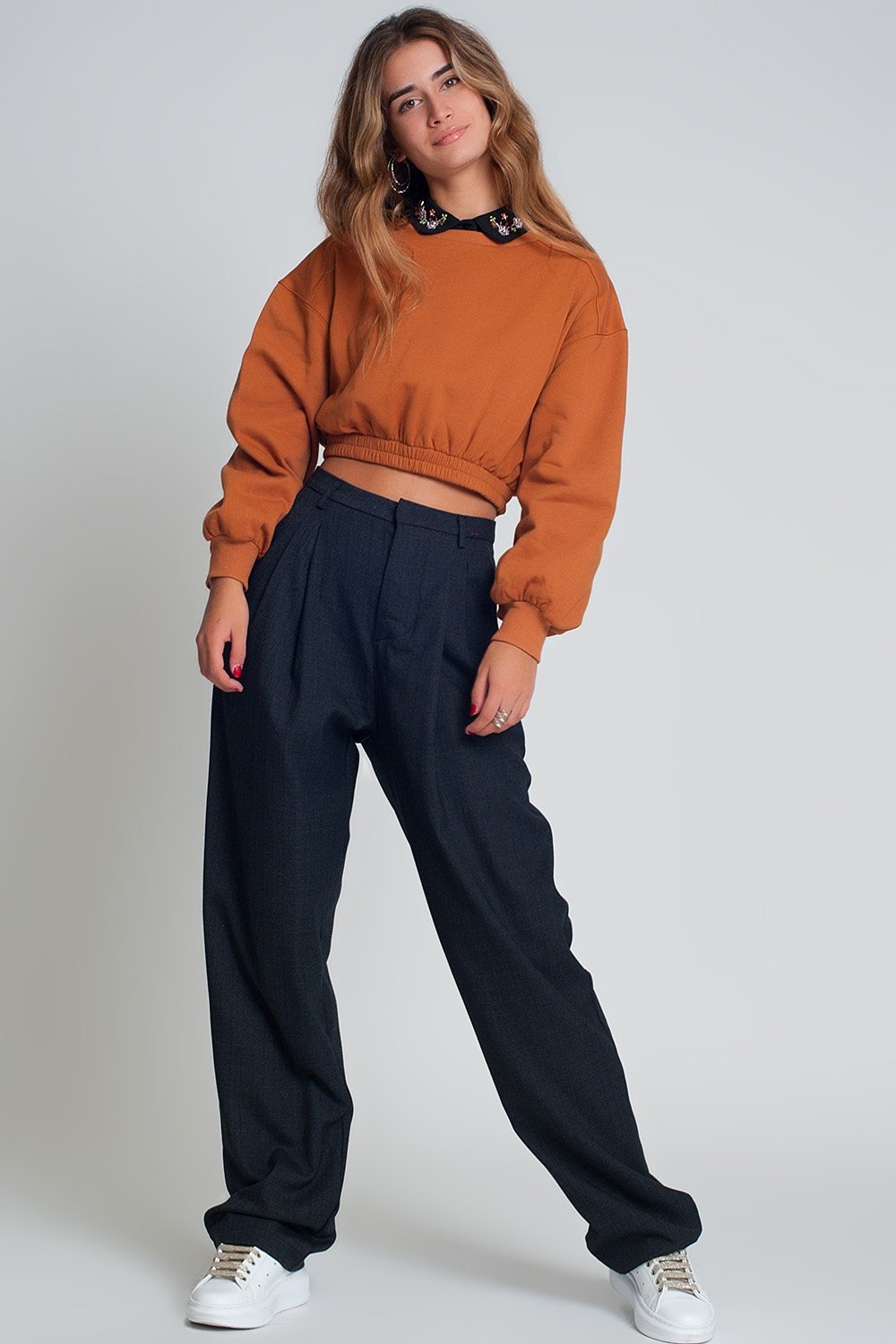 Q2 - Oversized Cropped Sweatshirt in Camel - 1 COLOR -