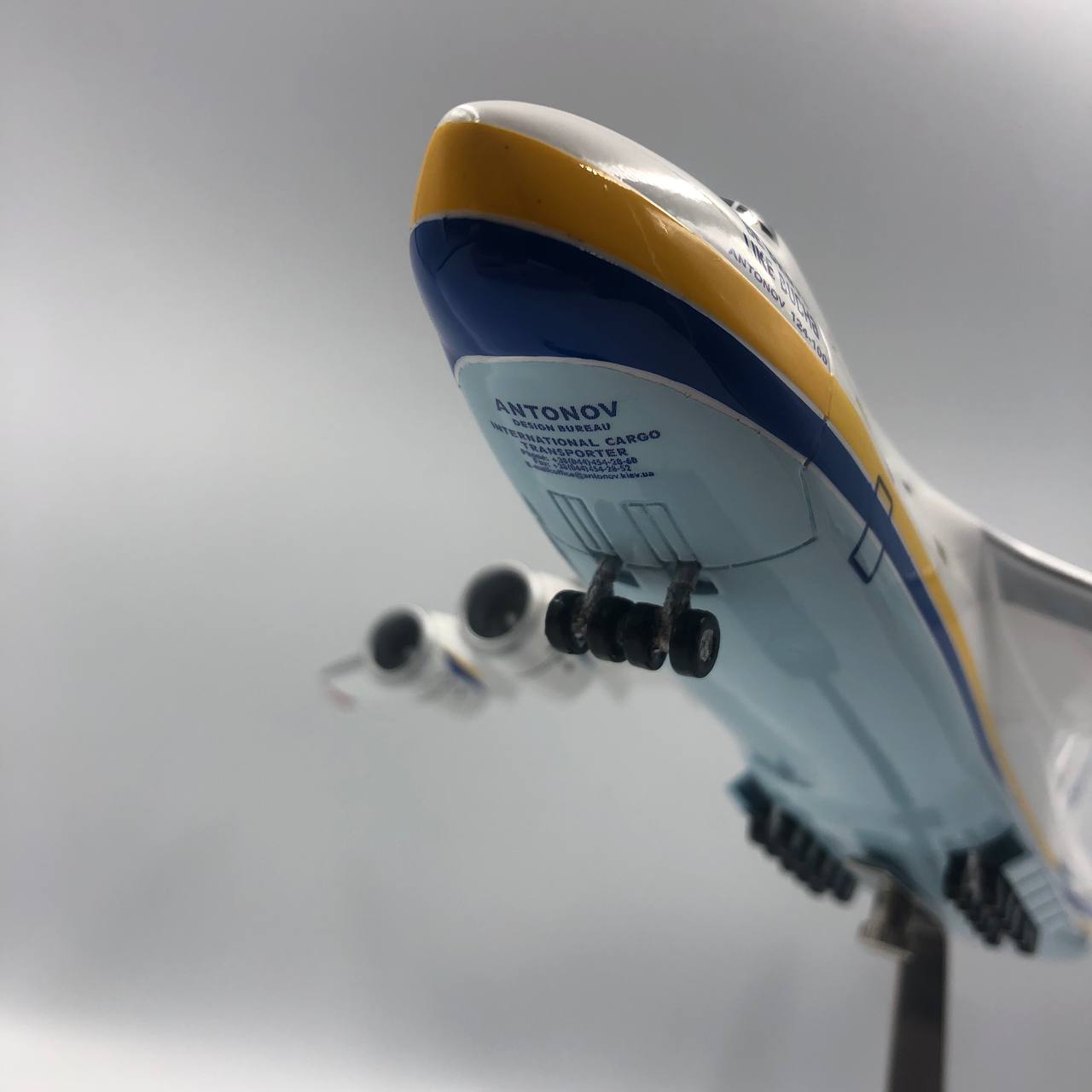 Ukranian Antonov An-124-100м Ur 82027 "Be Brave Like Kharkiv" -