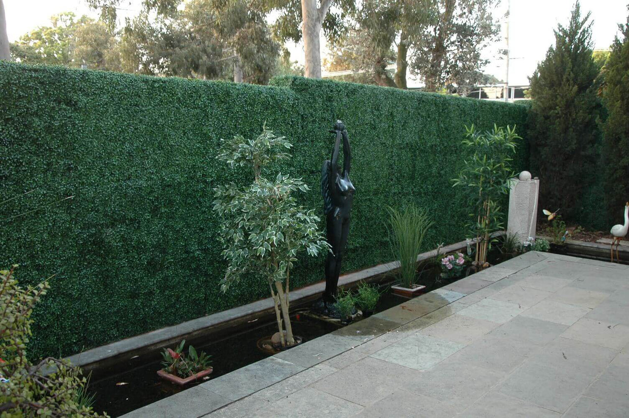 Dark Artificial Boxwood Wall 40" X 40" 11SQ FT -