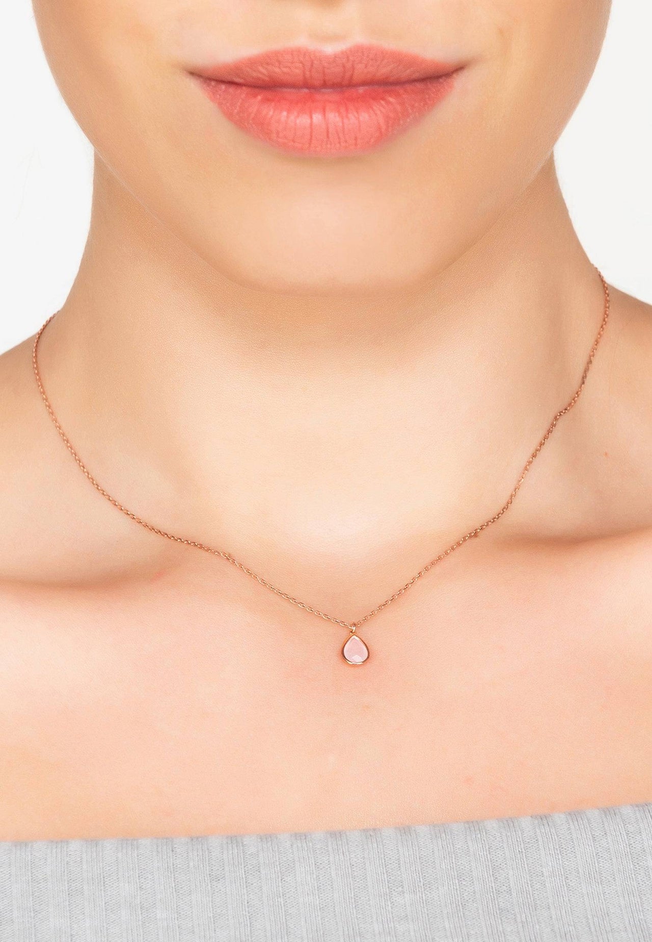 LATELITA - Pisa Mini Teardrop Necklace Rosegold Rose Quartz -