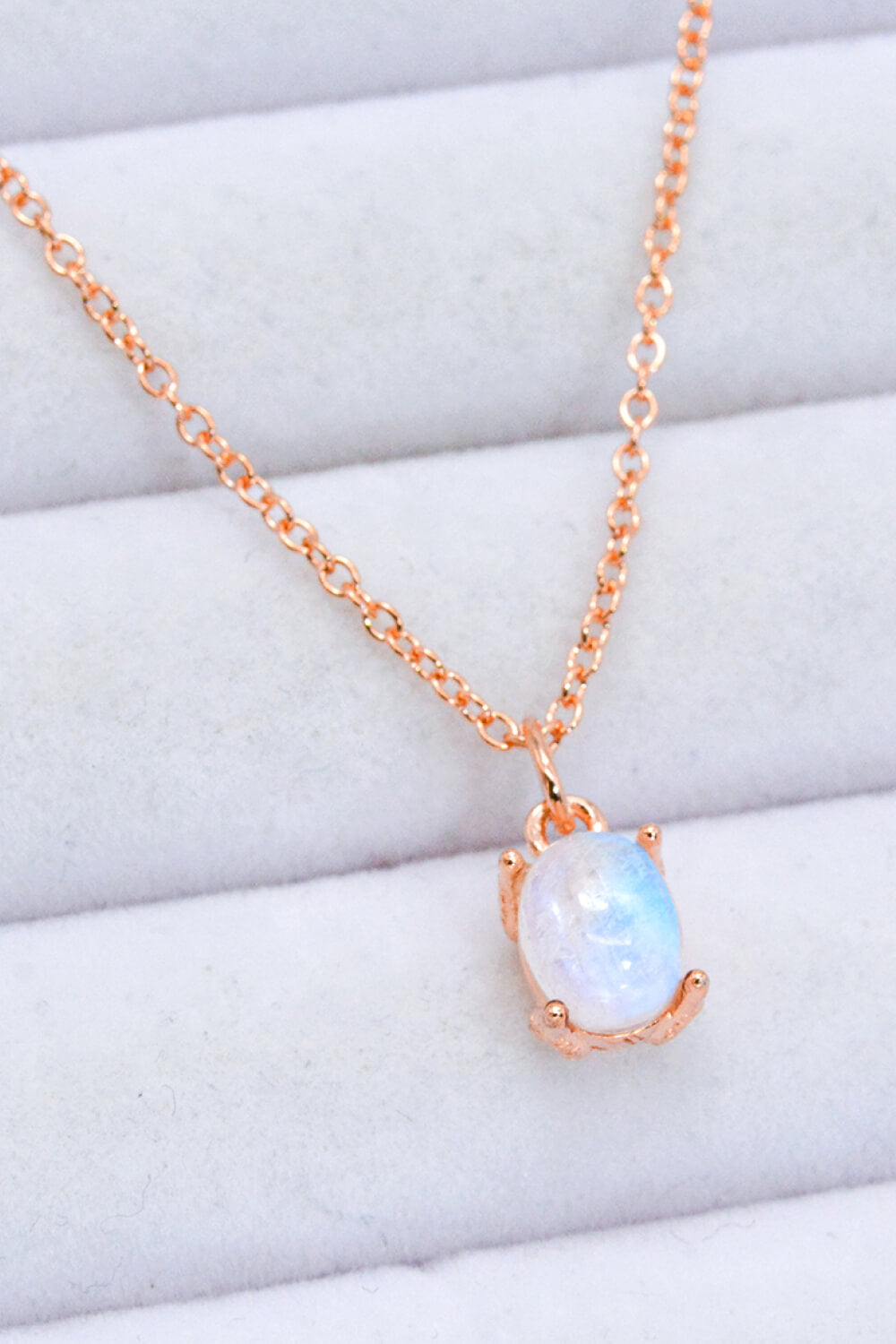 Natural 4-Prong Pendant Moonstone Necklace - T - 2 FINISHES -