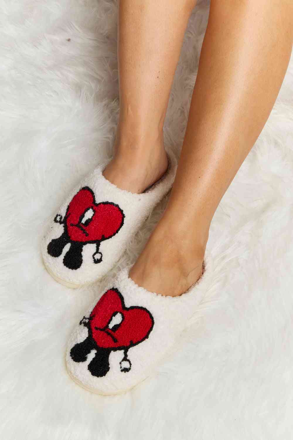 Melody Love Heart Print Plush Slippers - T - 2 COLORS -