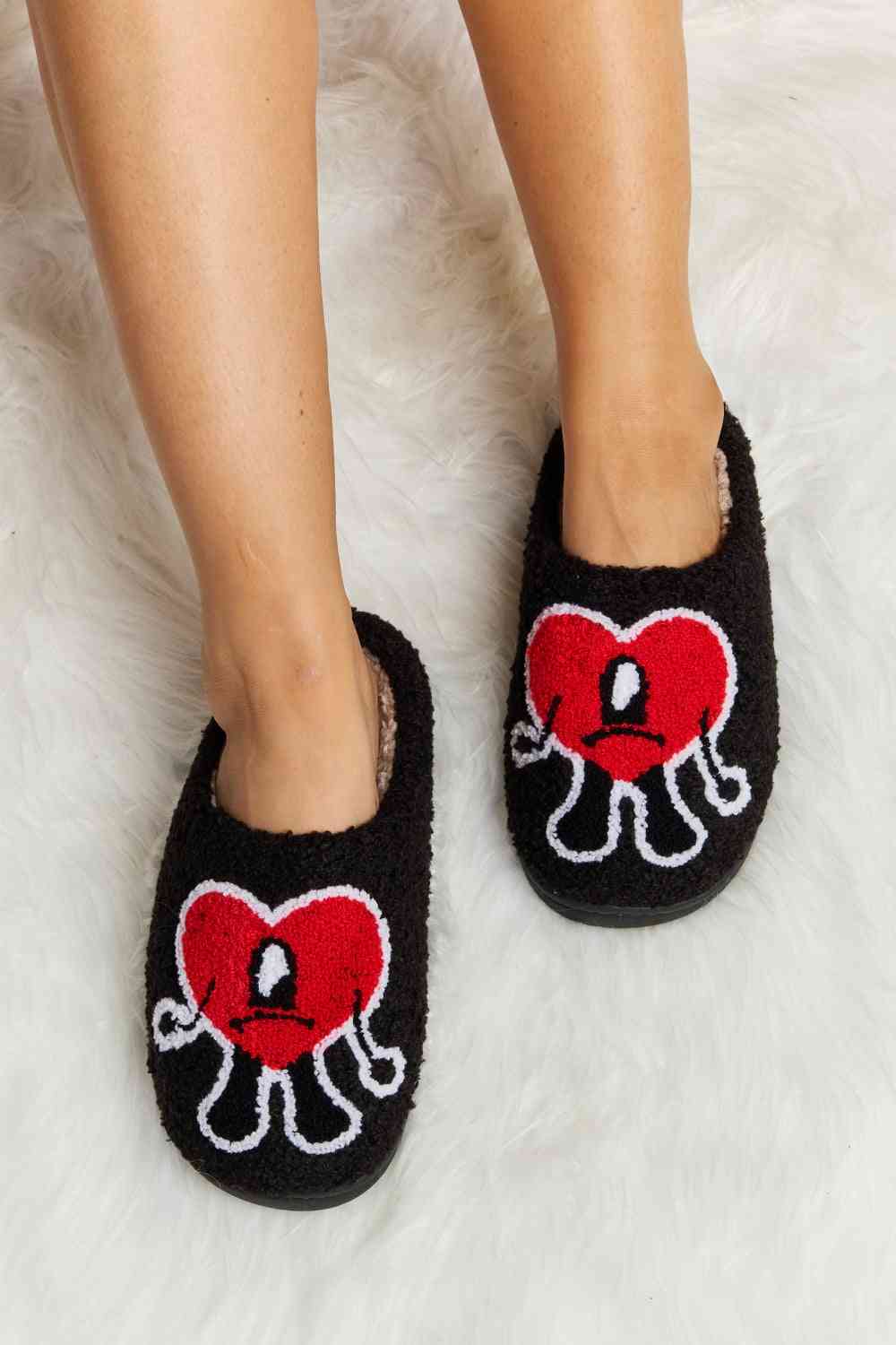 Melody Love Heart Print Plush Slippers - T - 2 COLORS -