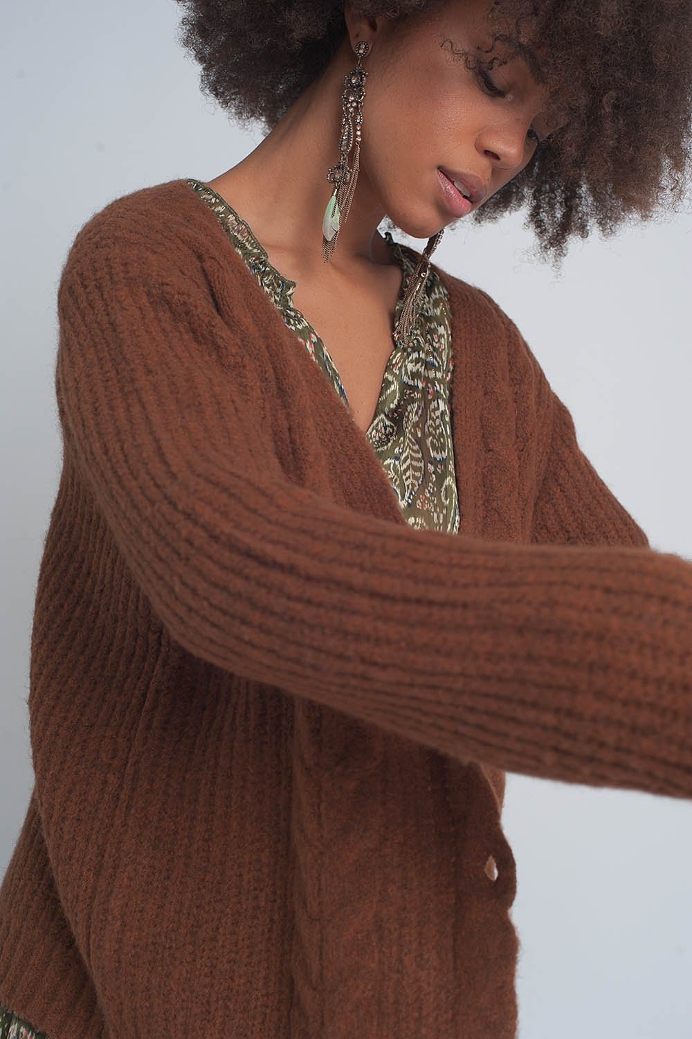 Q2 - Chunky Knit Cardigan in Brown - 1 COLOR -