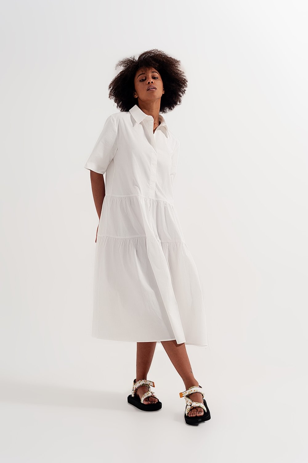 Q2 - Shirt Buttoned Dress Poplin Short Sleeve in White - 1 COLOR -