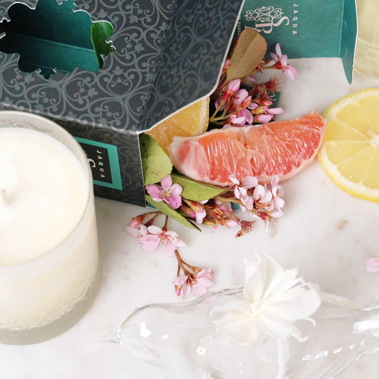 JAQUA - Pacific Pomelo Boxed Luxury Candle -