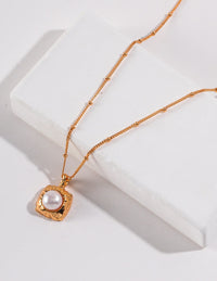 Thumbnail for Vintage Large Pearl Pendant With Gold Chain Necklace