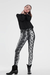 Thumbnail for Q2 - Black Skinny Shiny Printed Pants - 1 COLOR