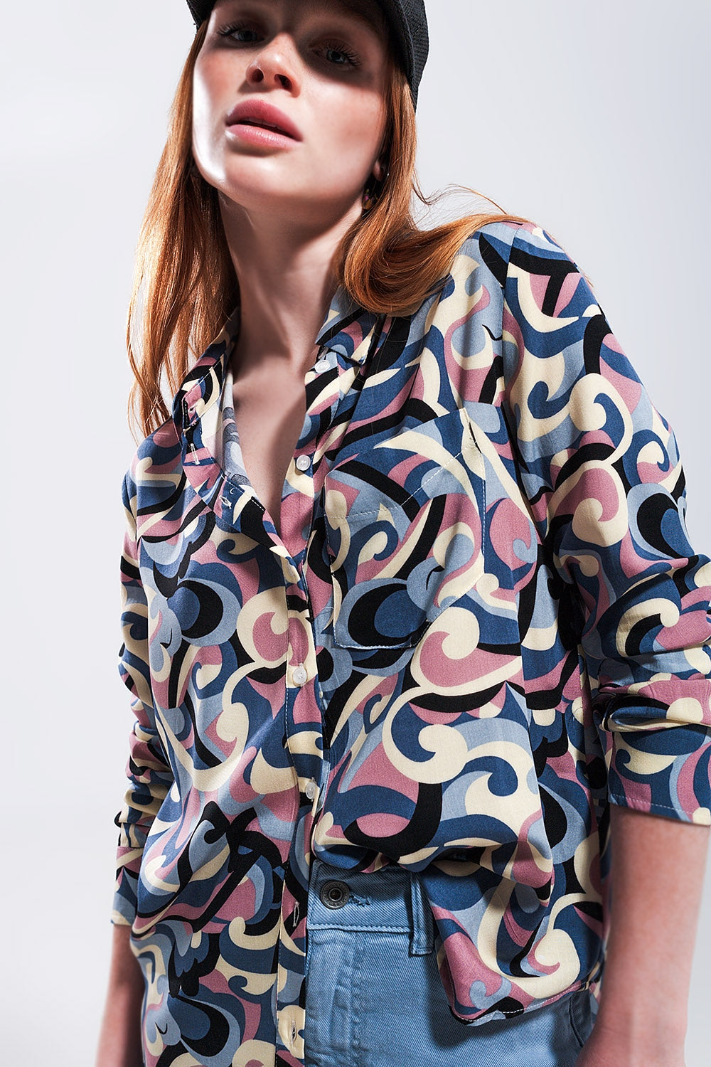 Q2 - Relaxed Shirt in 70s Retro Print - 1 COLOR -