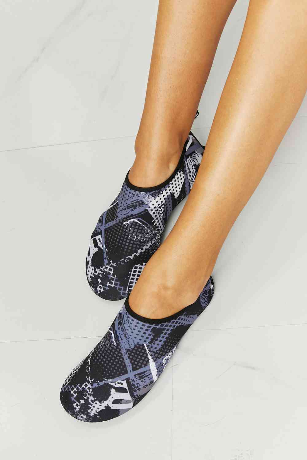 MMshoes - On The Shore Water Shoes in Black Pattern - T - 1 COLOR -