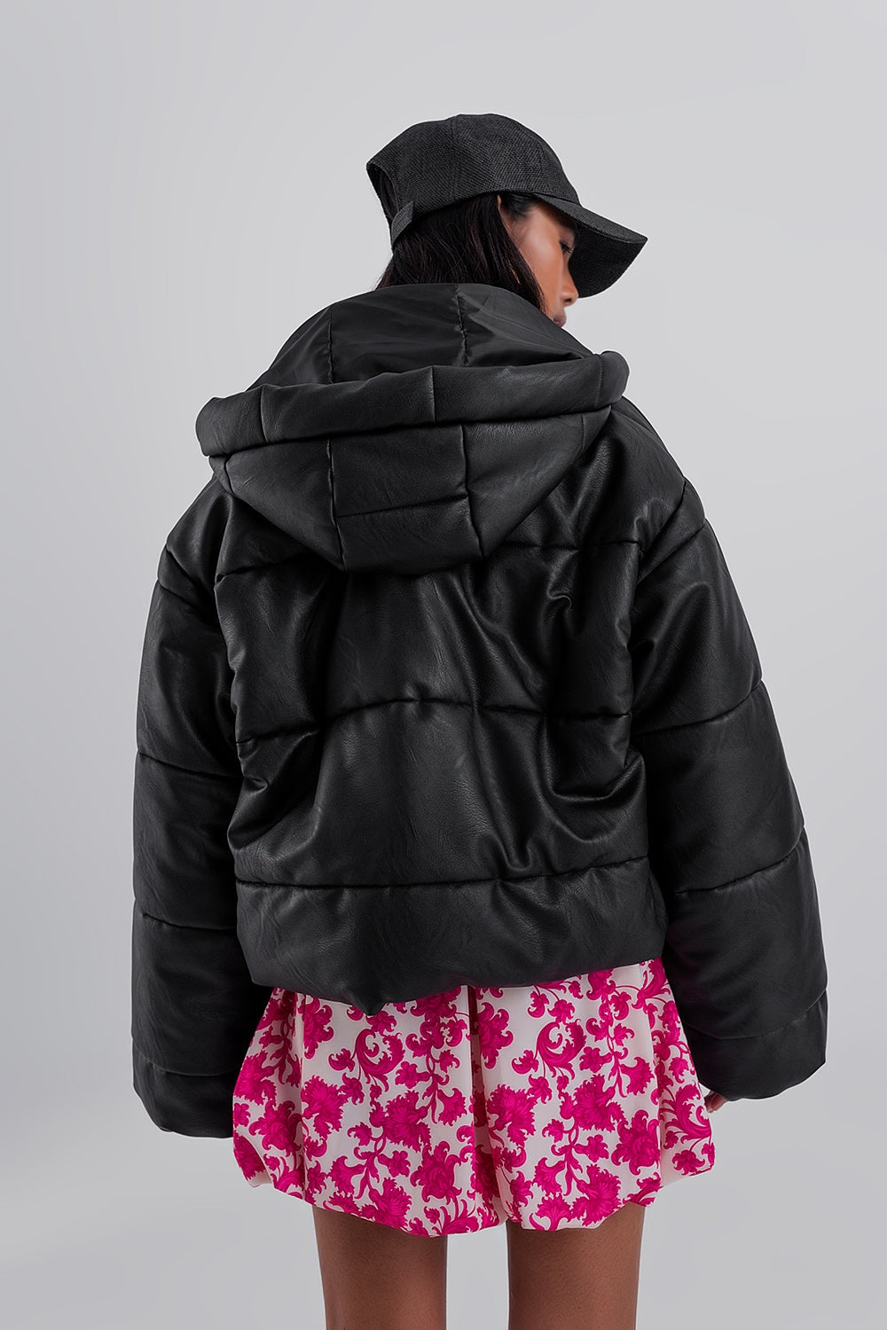 Q2 - Bomber Puffer Jacket/Coat in Black - 3 SIZES (S.M.L) - 1 COLOR -