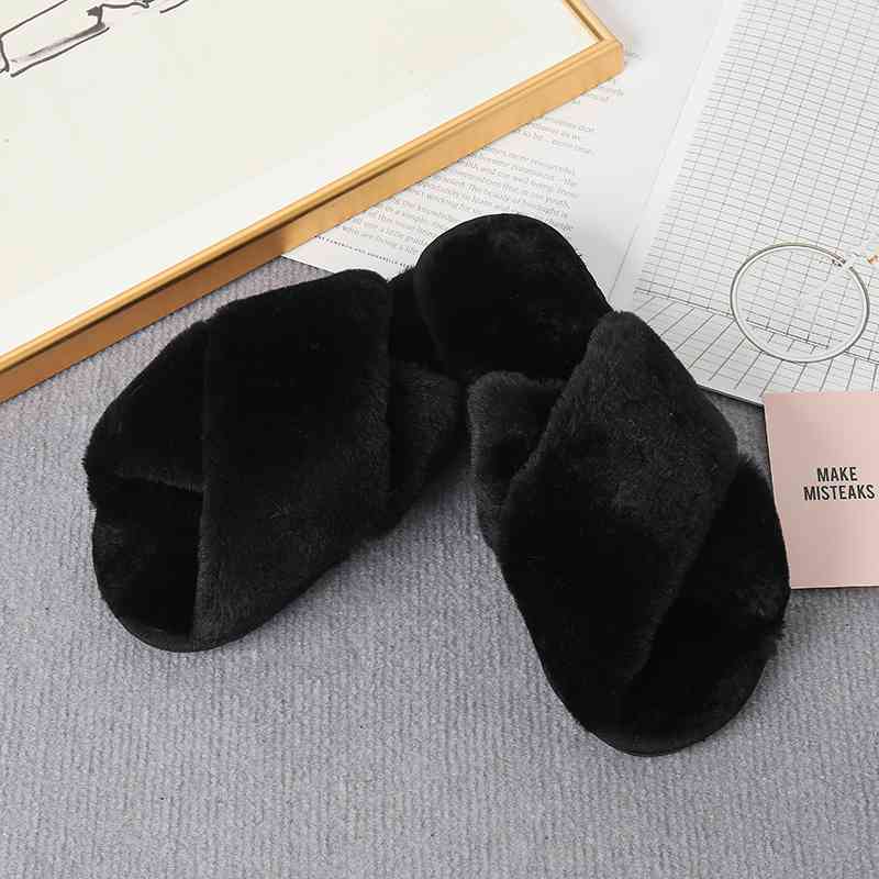 Faux Fur Crisscross Strap Slippers - T - 7 COLORS -